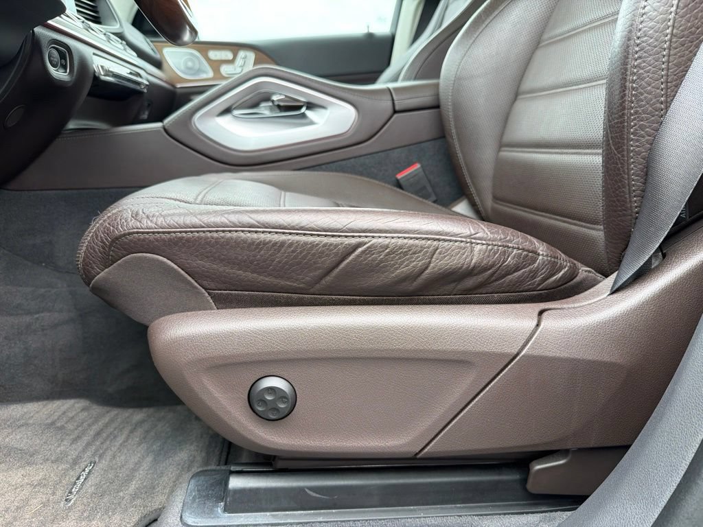 Used 2020 Mercedes-Benz GLS 450 4MATIC image 12