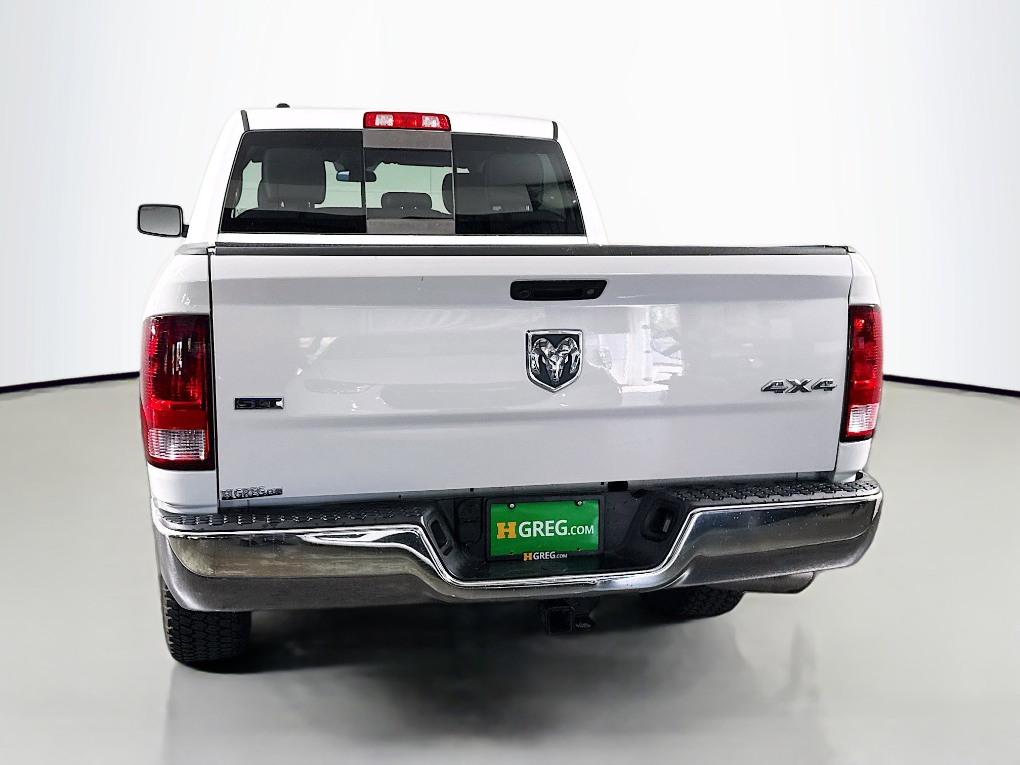 Used 2017 RAM 1500 Classic SLT AWD/4WD image 8
