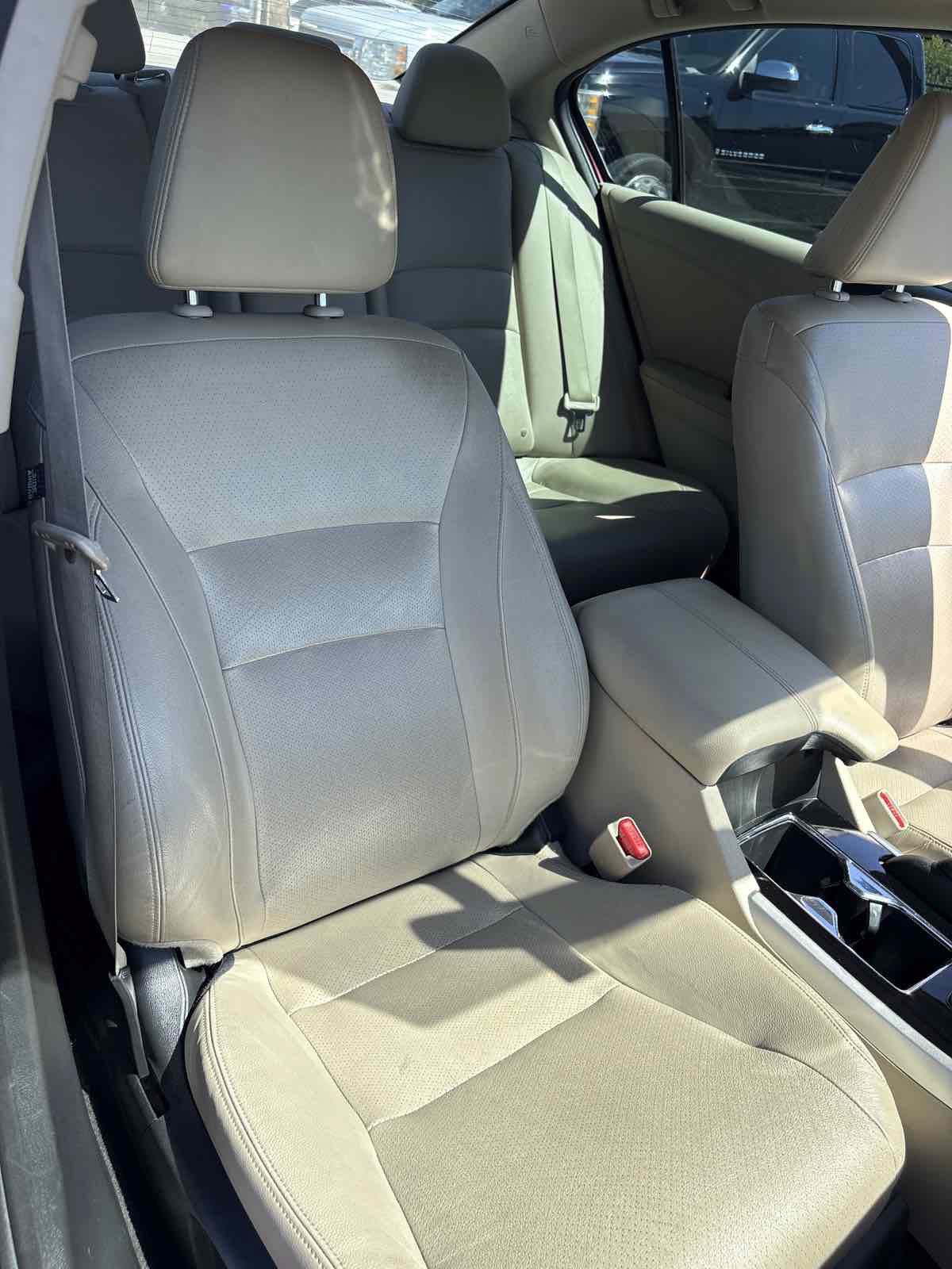 Used 2016 Honda Accord EX-L image 13