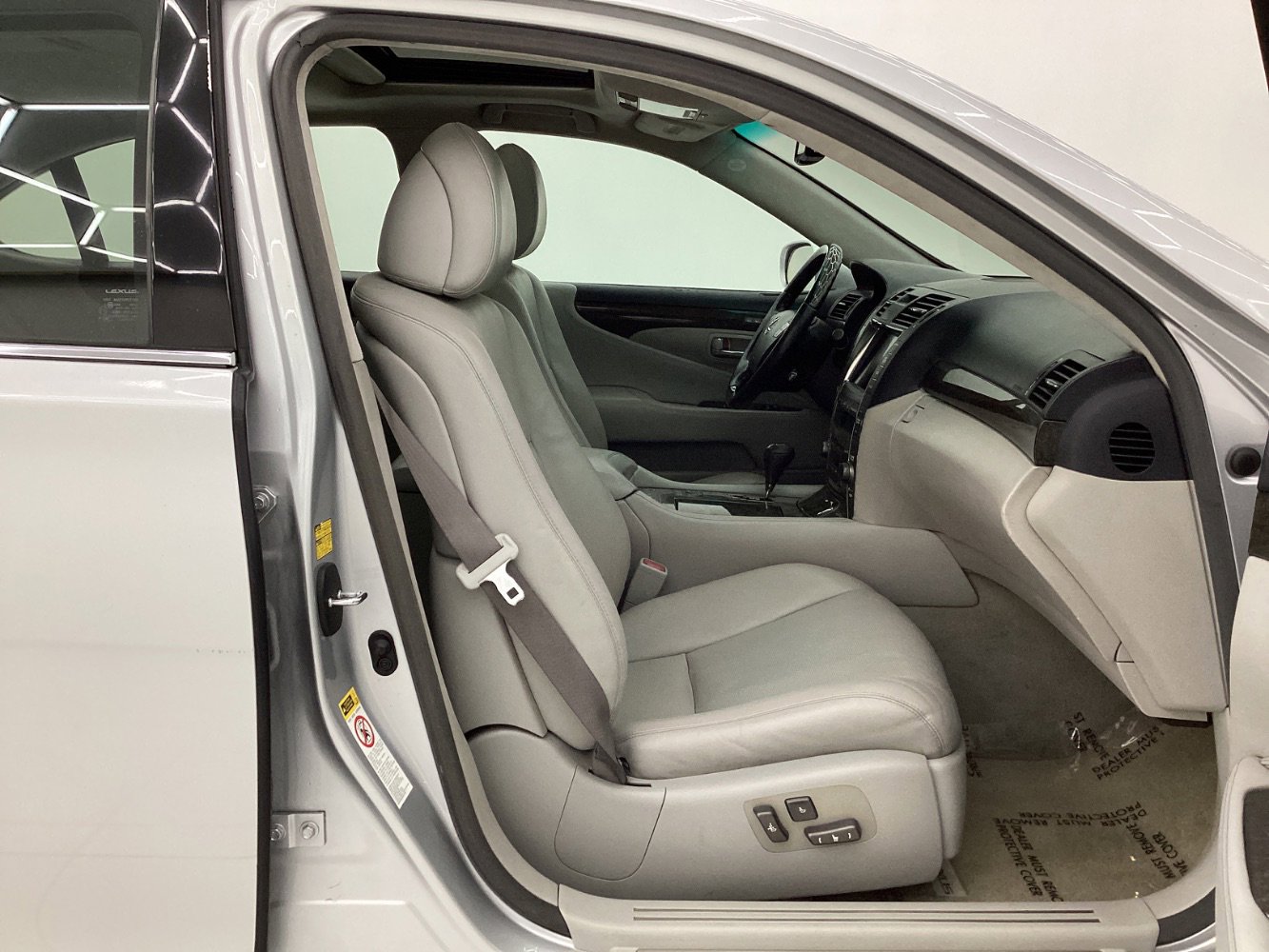 Used 2008 Lexus LS 460 L RWD image 15