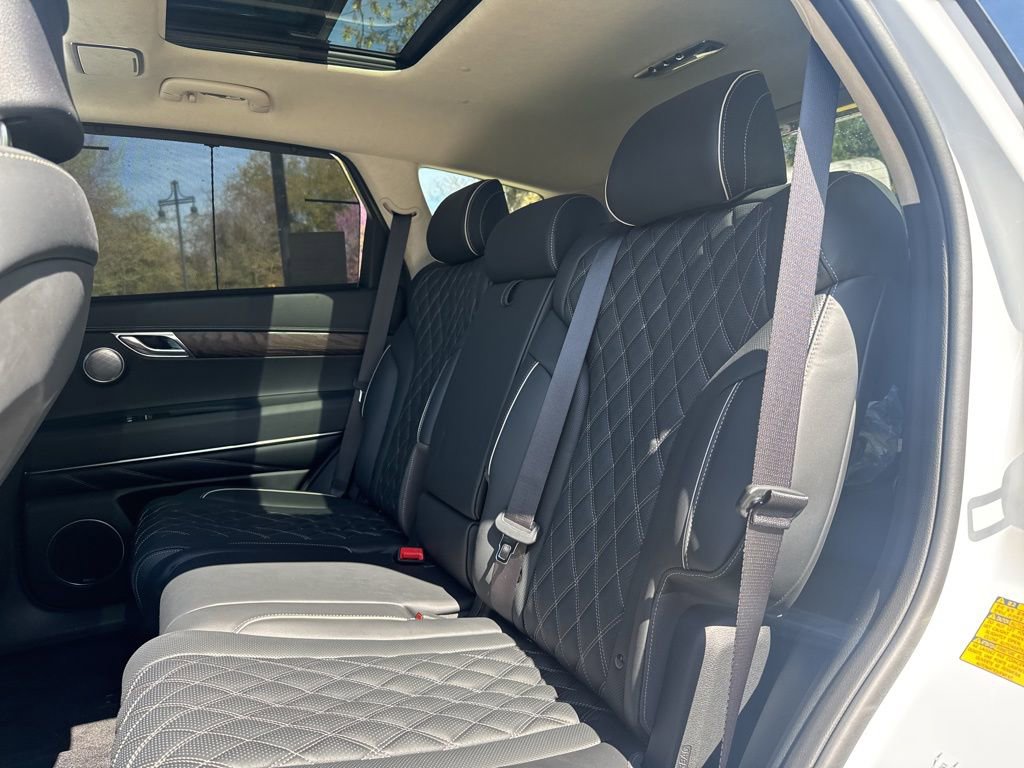 Used 2024 Genesis GV80 3.5T image 27