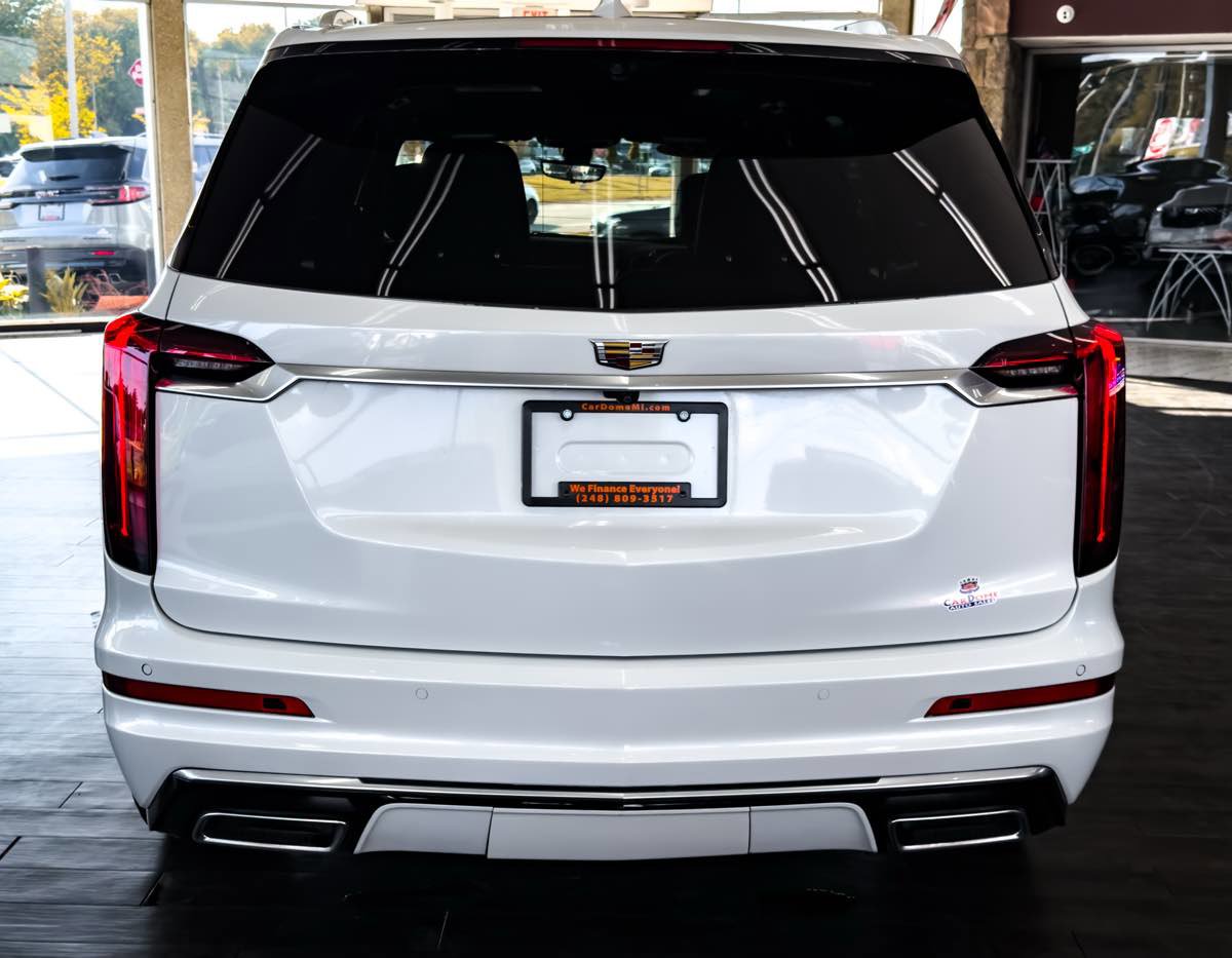 Used 2024 Cadillac XT6 Premium Luxury w/ Technology Package image 14