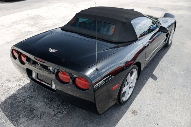 Used 2001 Chevrolet Corvette Convertible w/ Preferred Equipment Group2 RWD image 14