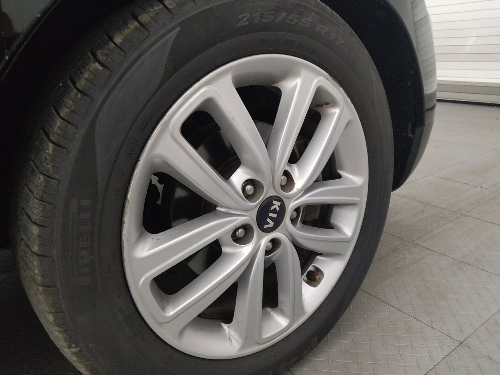 Used 2019 Kia Soul + FWD image 31