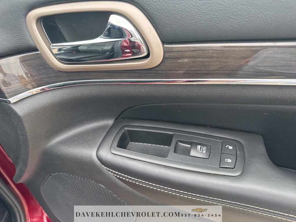 Used 2016 Jeep Grand Cherokee Overland w/ Advanced Technology Group image 28