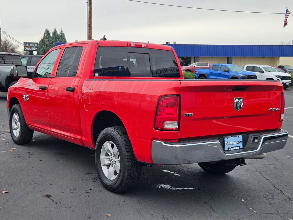 Used 2023 RAM 1500 Classic SLT w/ Trailer & Traction Group image 4