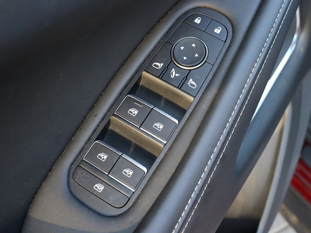 Certified 2025 INFINITI QX60 Luxe image 12