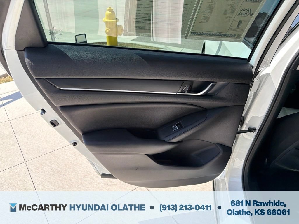 Used 2019 Honda Accord EX image 21