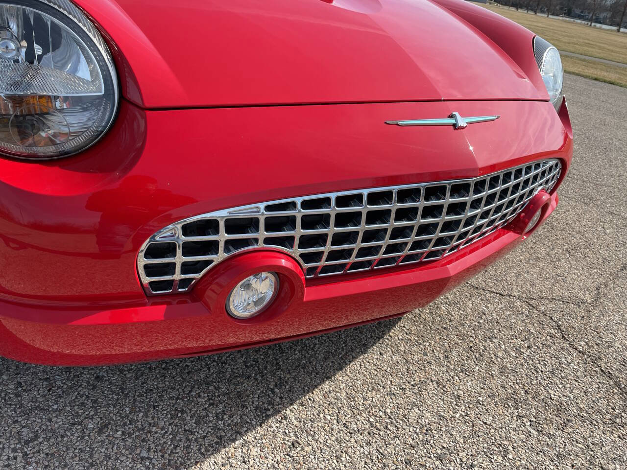 Used 2002 Ford Thunderbird Deluxe image 48