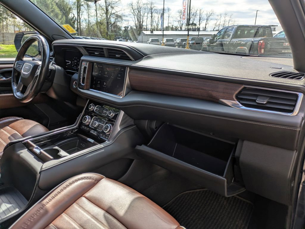 Used 2023 GMC Yukon Denali Ultimate image 25