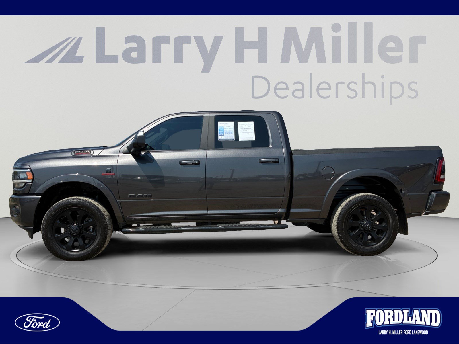 Used 2022 RAM 2500 Laramie AWD/4WD image 2