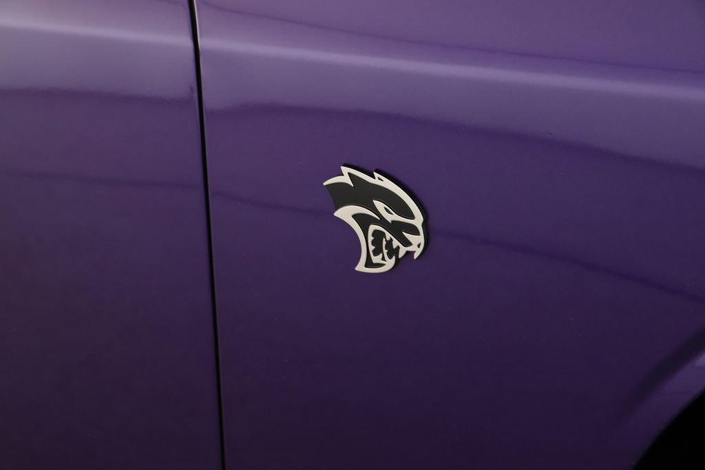 Used 2016 Dodge Challenger SRT Hellcat RWD image 35