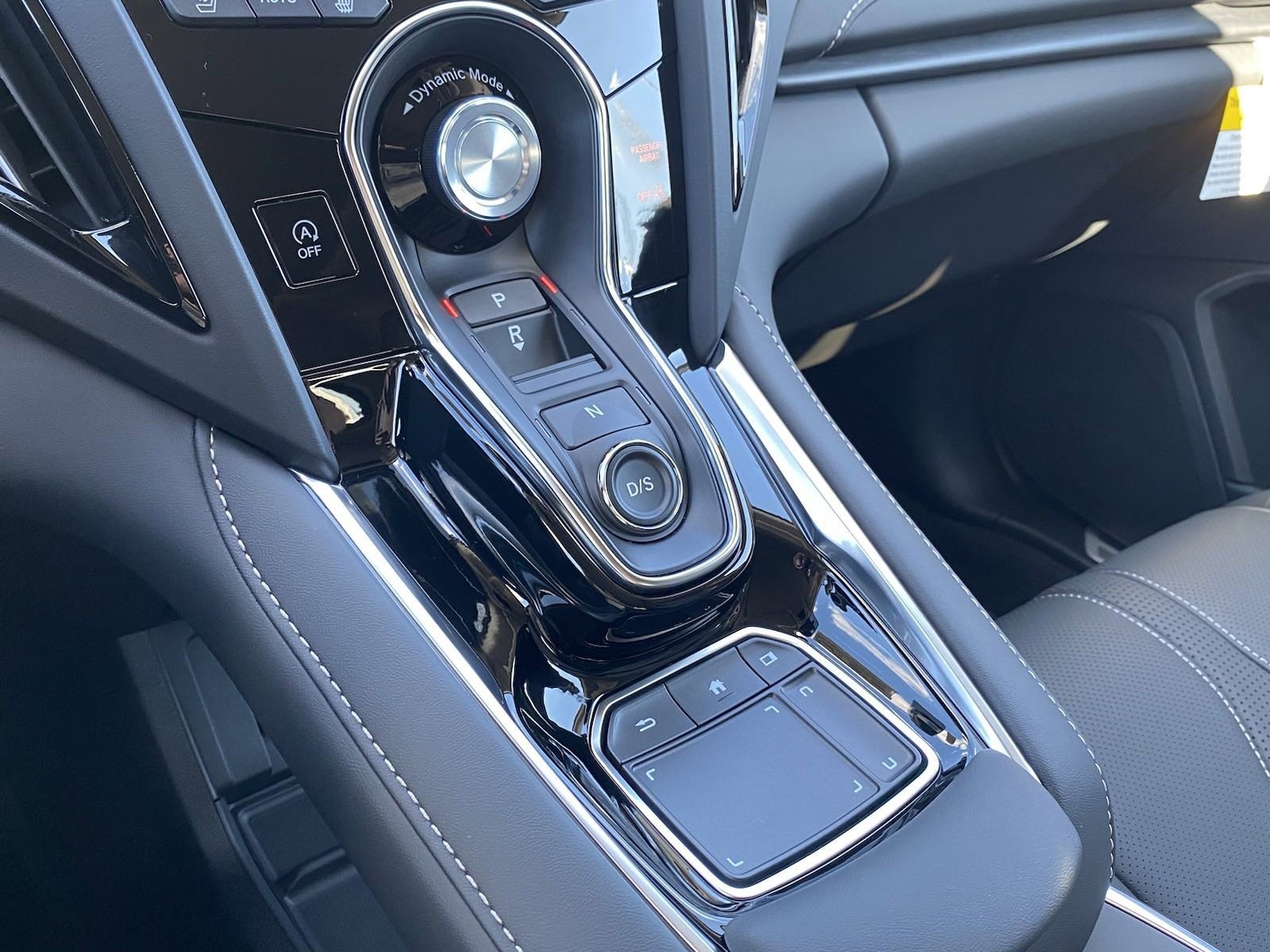 New 2025 Acura RDX SH-AWD w/ Advance Package image 12