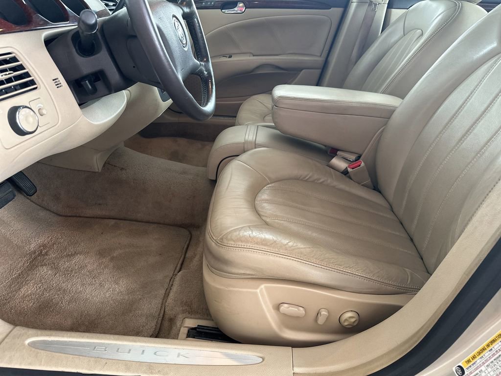 Used 2007 Buick Lucerne CXL w/ Luxury Package FWD image 14