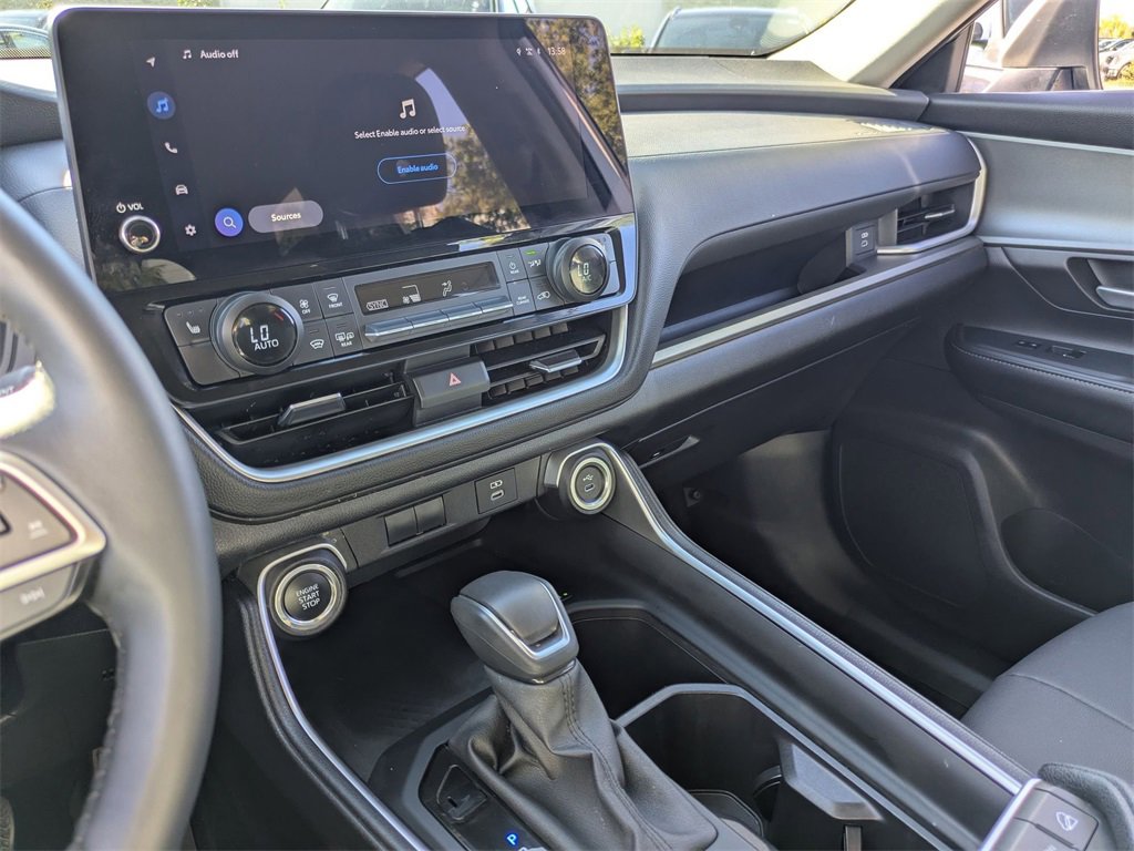 Used 2025 Toyota Grand Highlander AWD image 20