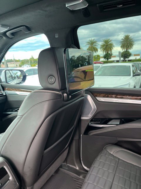 Used 2025 Cadillac Escalade ESV Premium Luxury Platinum w/ LPO, Floor Liner Package AWD/4WD image 5