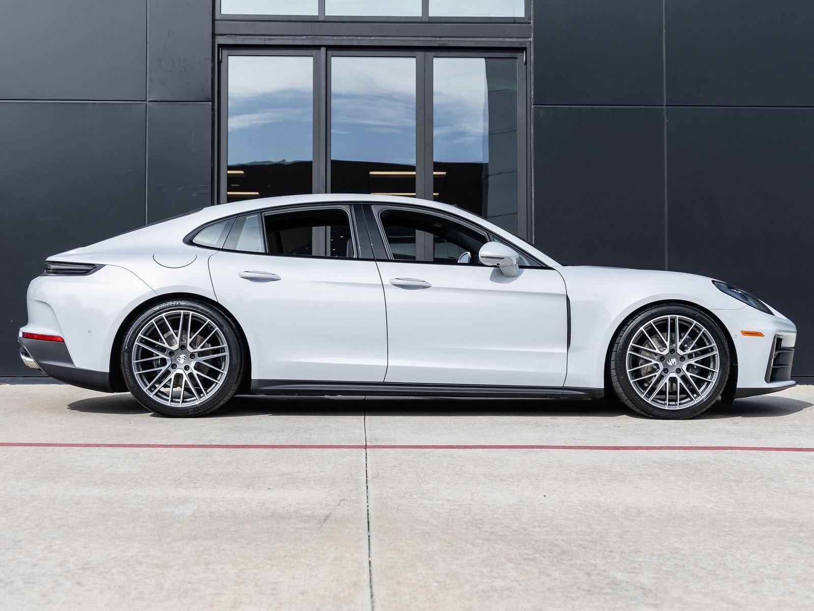 Certified 2026 Porsche Panamera RWD image 12