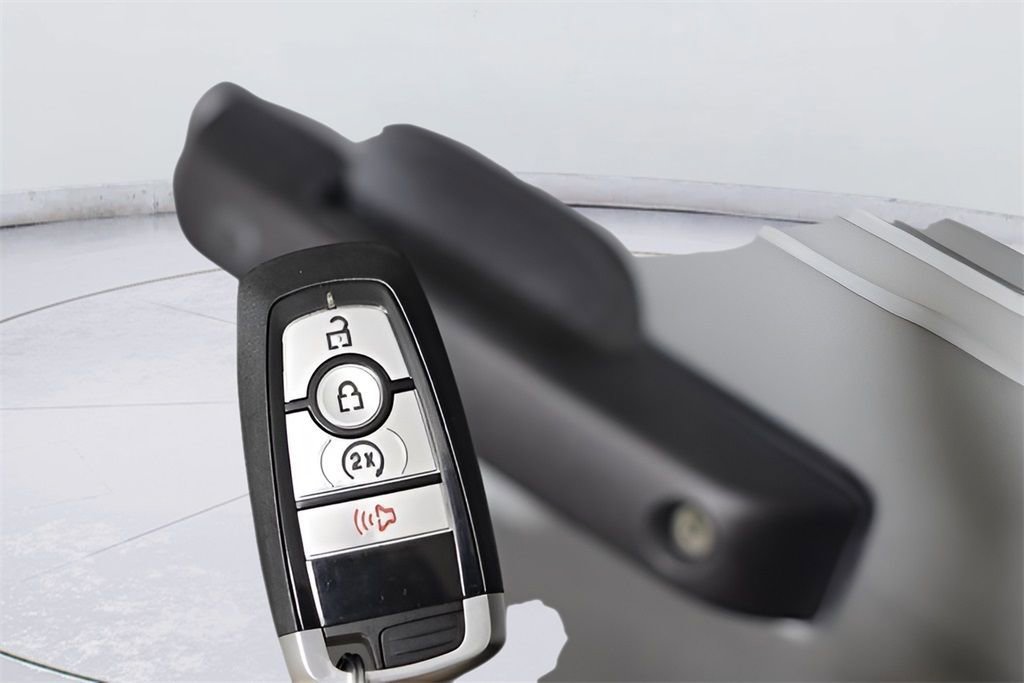 Used 2021 Ford Bronco Badlands image 52