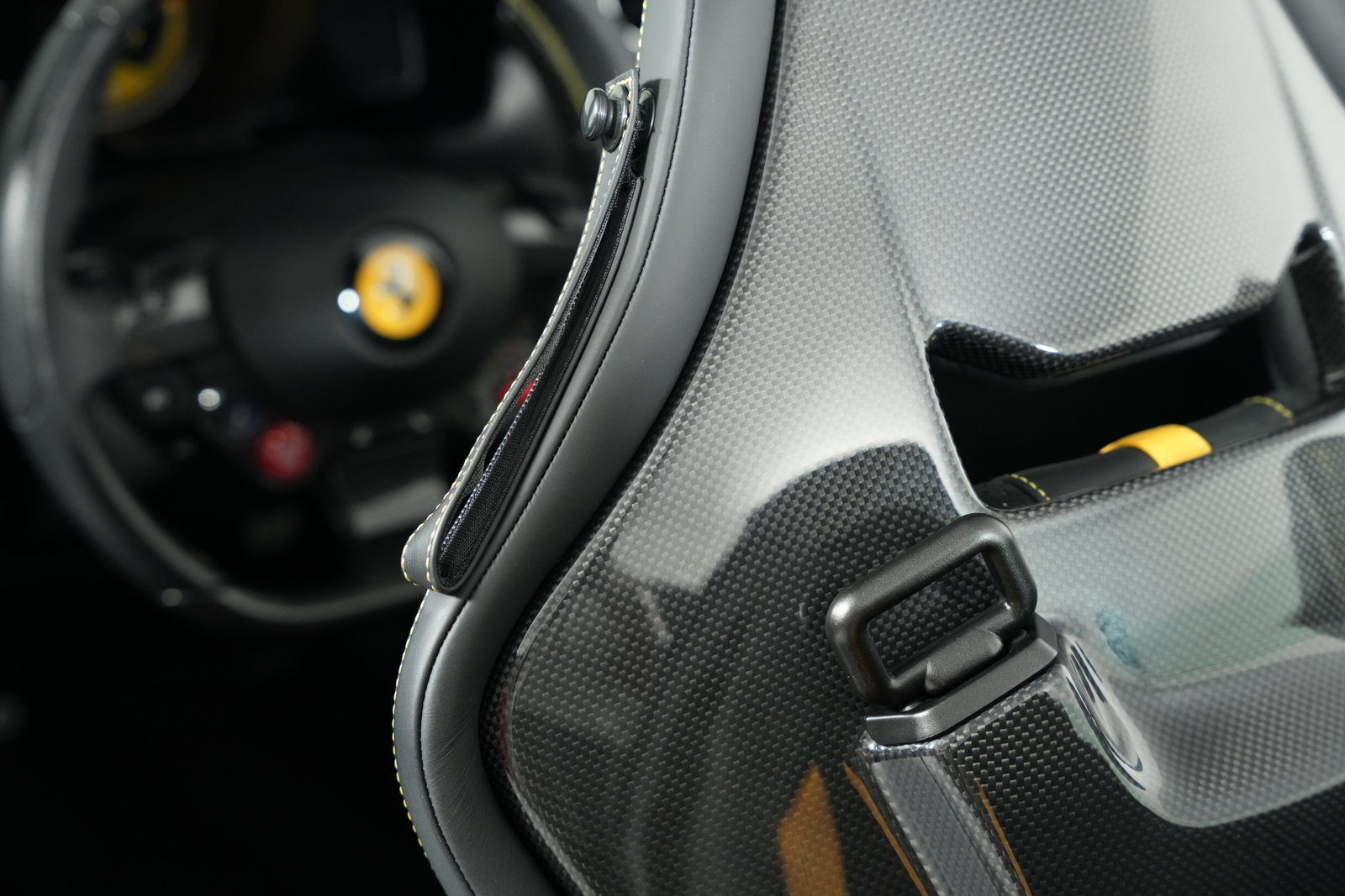 Used 2022 Ferrari F8 Spider RWD image 48