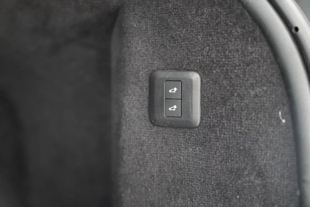 Used 2020 Land Rover Range Rover Sport HSE Dynamic AWD/4WD image 35