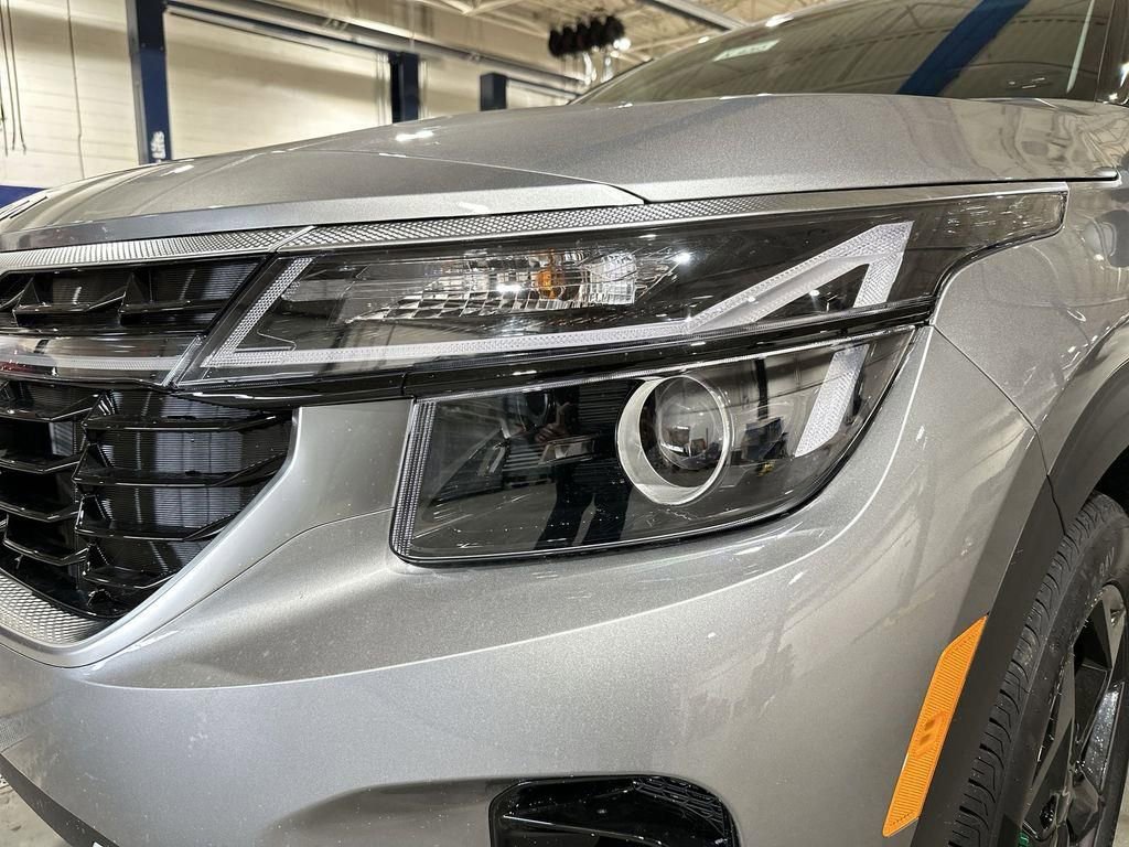 New 2026 Kia Seltos EX w/ EX Sunroof Package image 24