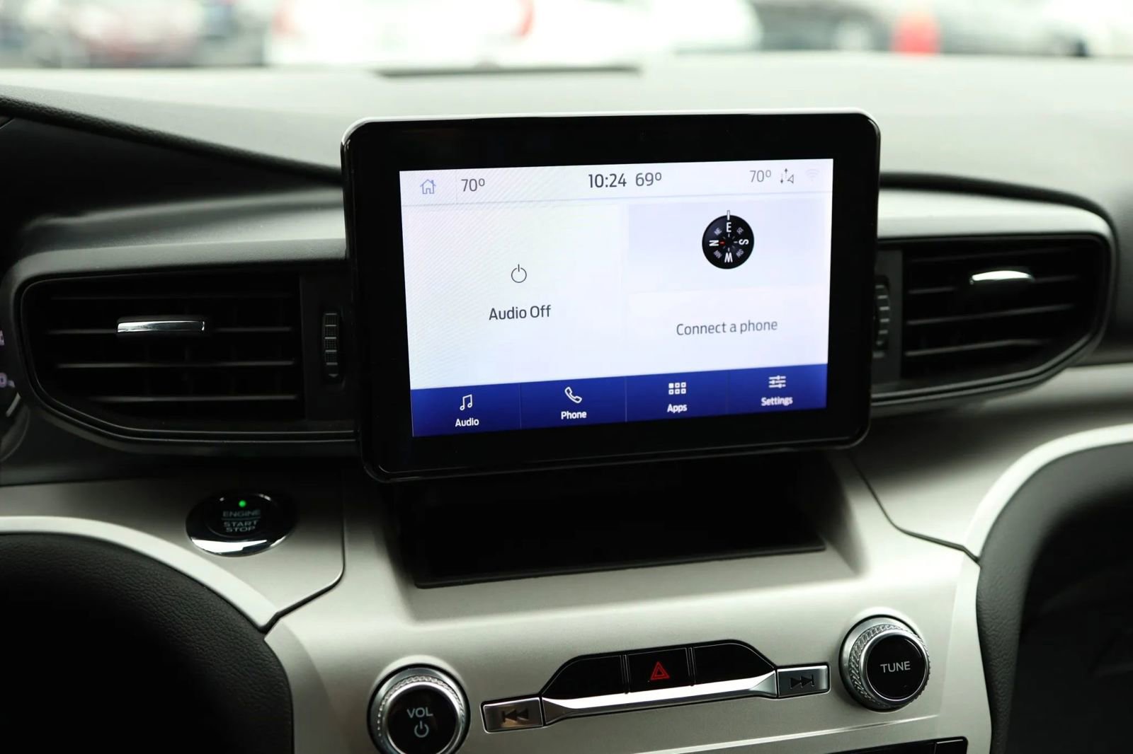 Used 2020 Ford Explorer XLT w/ Comfort Package image 18