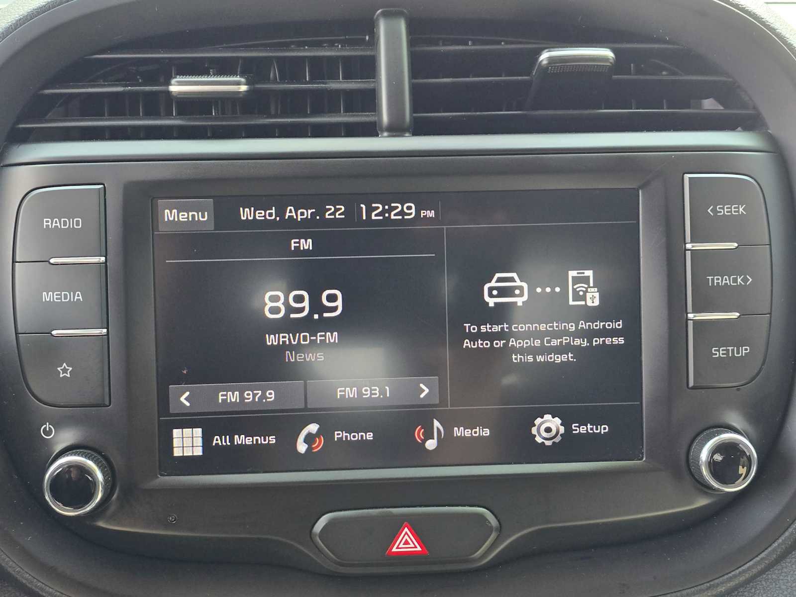 Used 2023 Kia Soul LX FWD image 24
