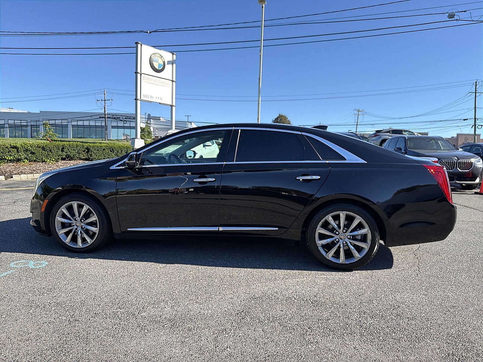 Used 2015 Cadillac XTS w/ Rear Seat Comfort Package FWD image 11