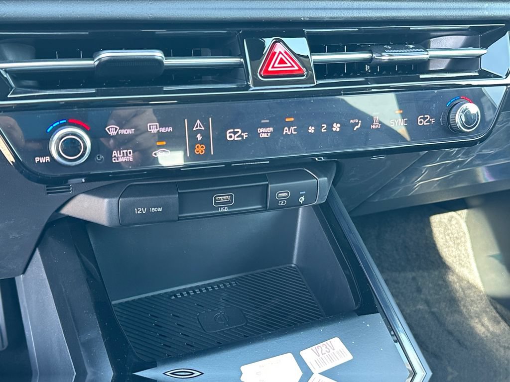 New 2026 Kia Niro Wind w/ Wind Preserve Package FWD image 26