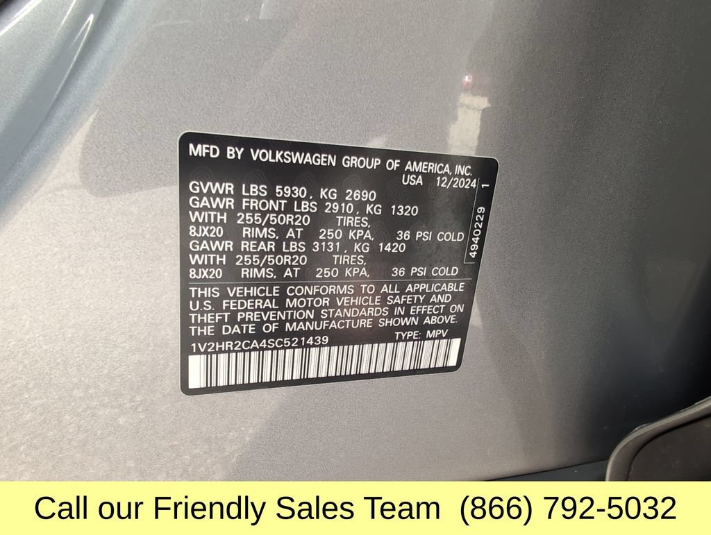 Used 2025 Volkswagen Atlas SE AWD/4WD image 27