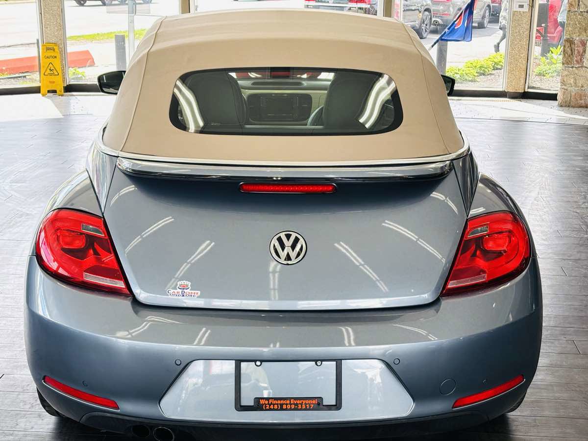Used 2019 Volkswagen Beetle 2.0T Final Edition SEL FWD image 7
