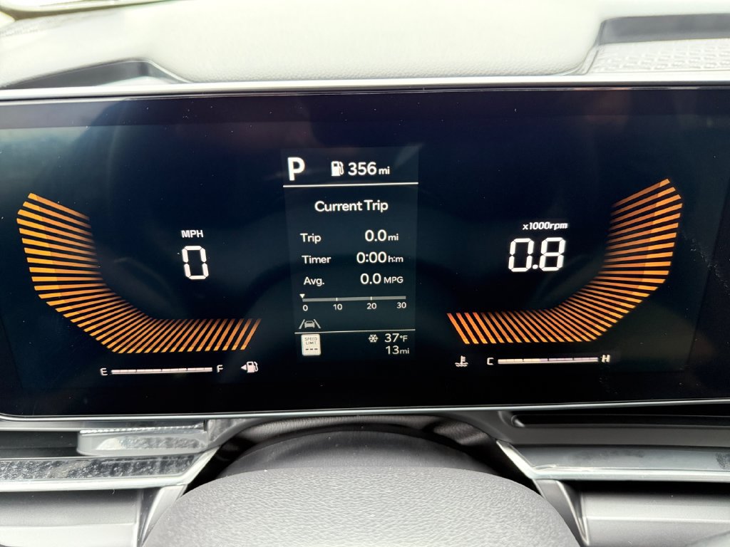 New 2026 Kia Carnival FWD image 13