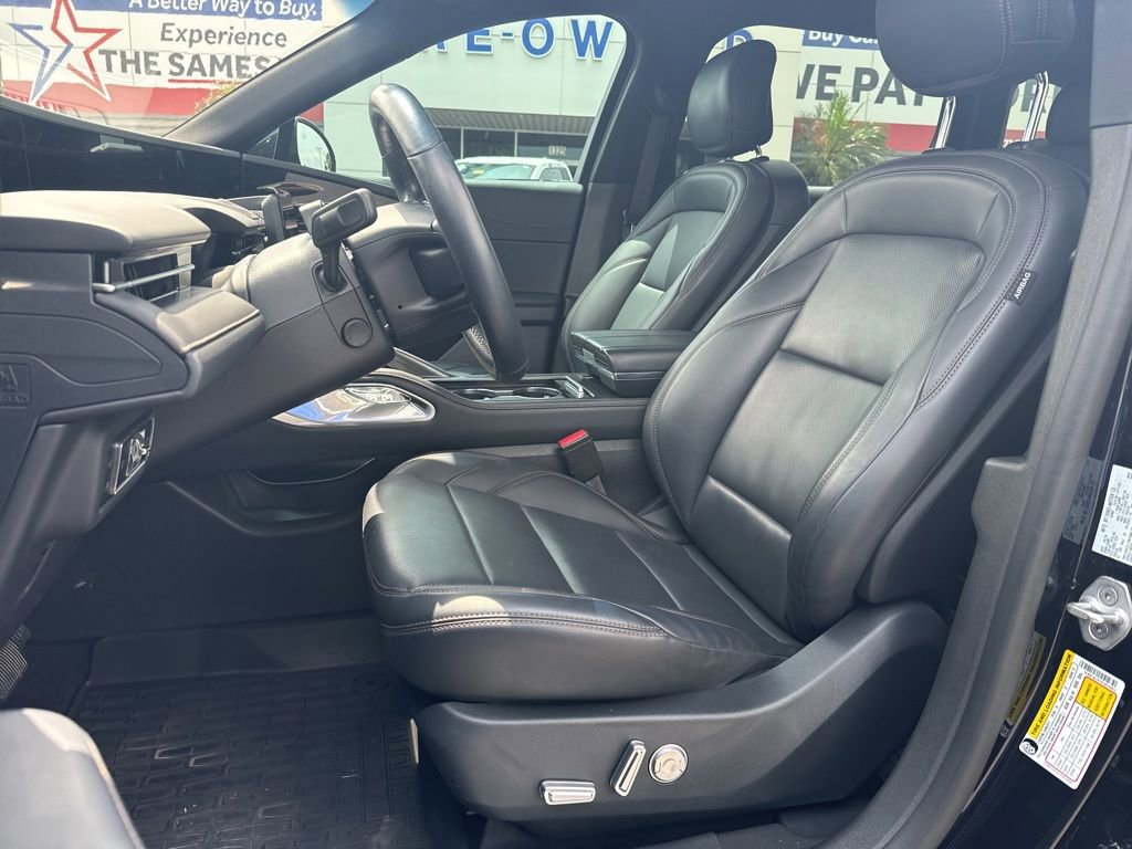 Used 2024 Lincoln Nautilus Premier w/ Jet Appearance Package AWD/4WD image 14