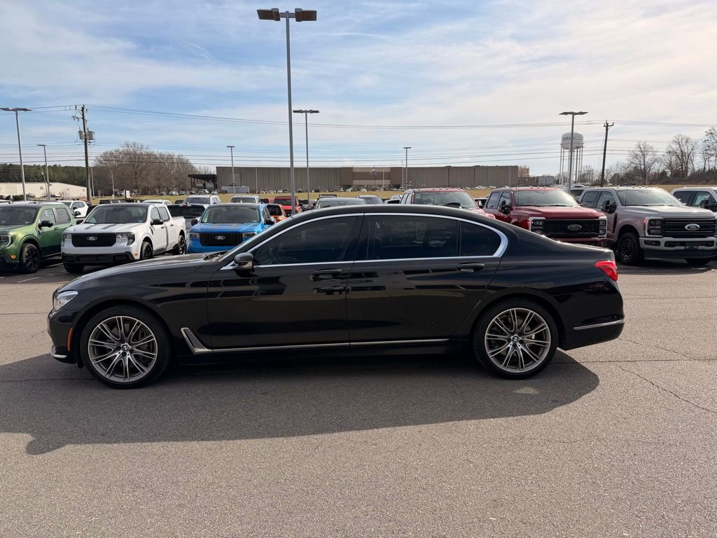 Used 2018 BMW 750i xDrive image 5
