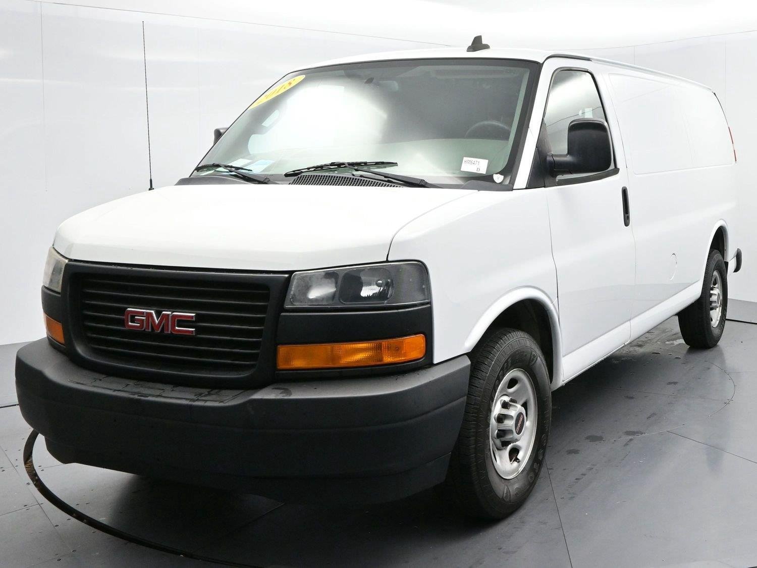 Used 2018 GMC Savana 2500 w/ Enhanced Convenience Package RWD image 3