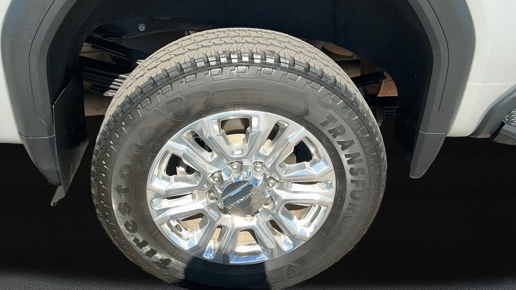 Used 2023 GMC Sierra 3500 Denali w/ Denali Ultimate Package image 8