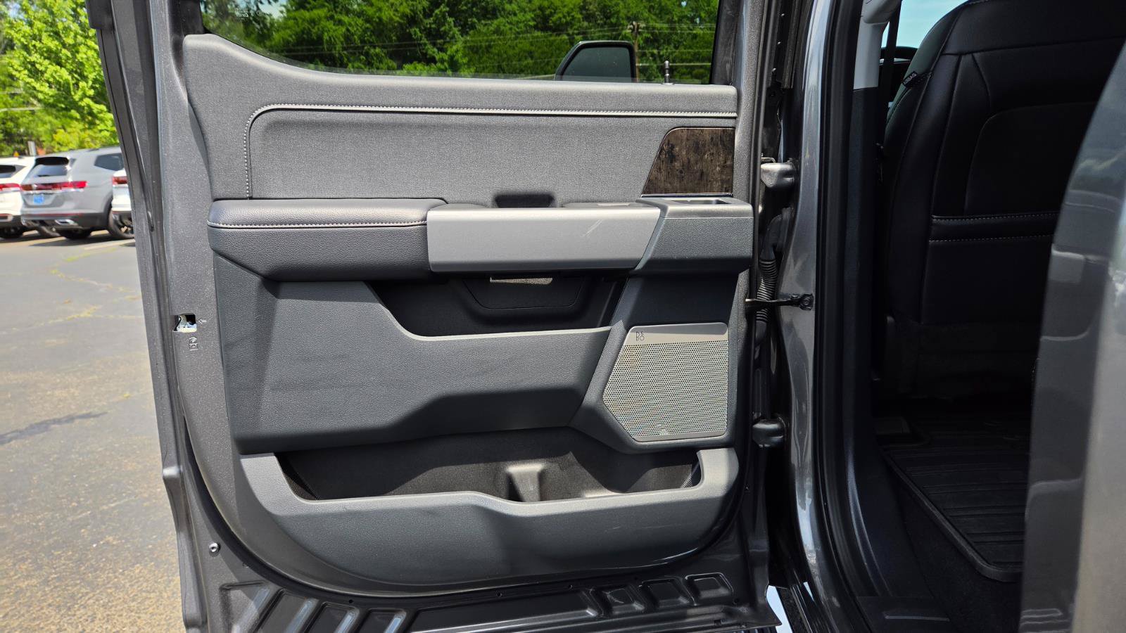 Used 2024 Ford F350 Lariat w/ Chrome Package AWD/4WD image 63