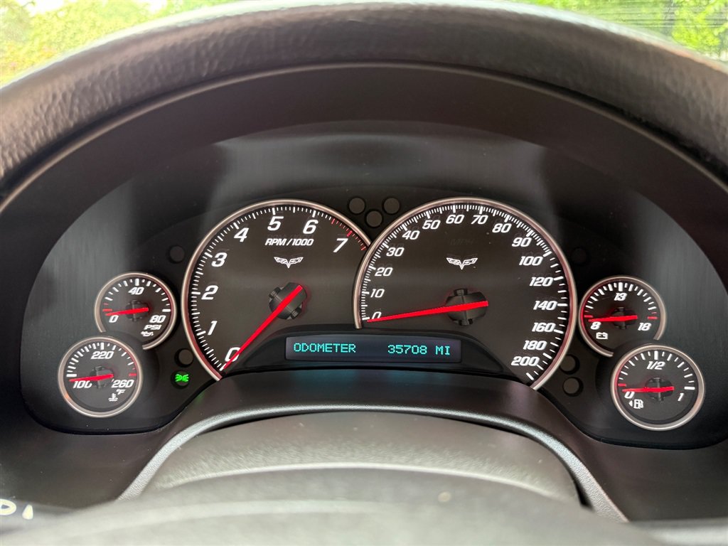 Used 2006 Chevrolet Corvette Convertible w/ Preferred Equipment Group RWD image 49
