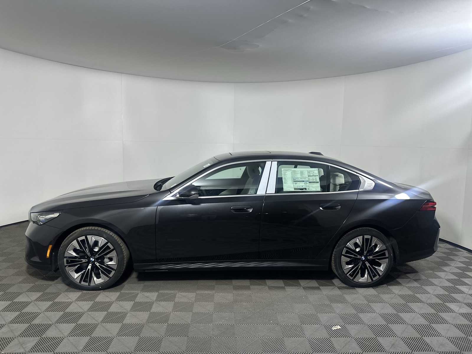 New 2026 BMW 530i xDrive image 4