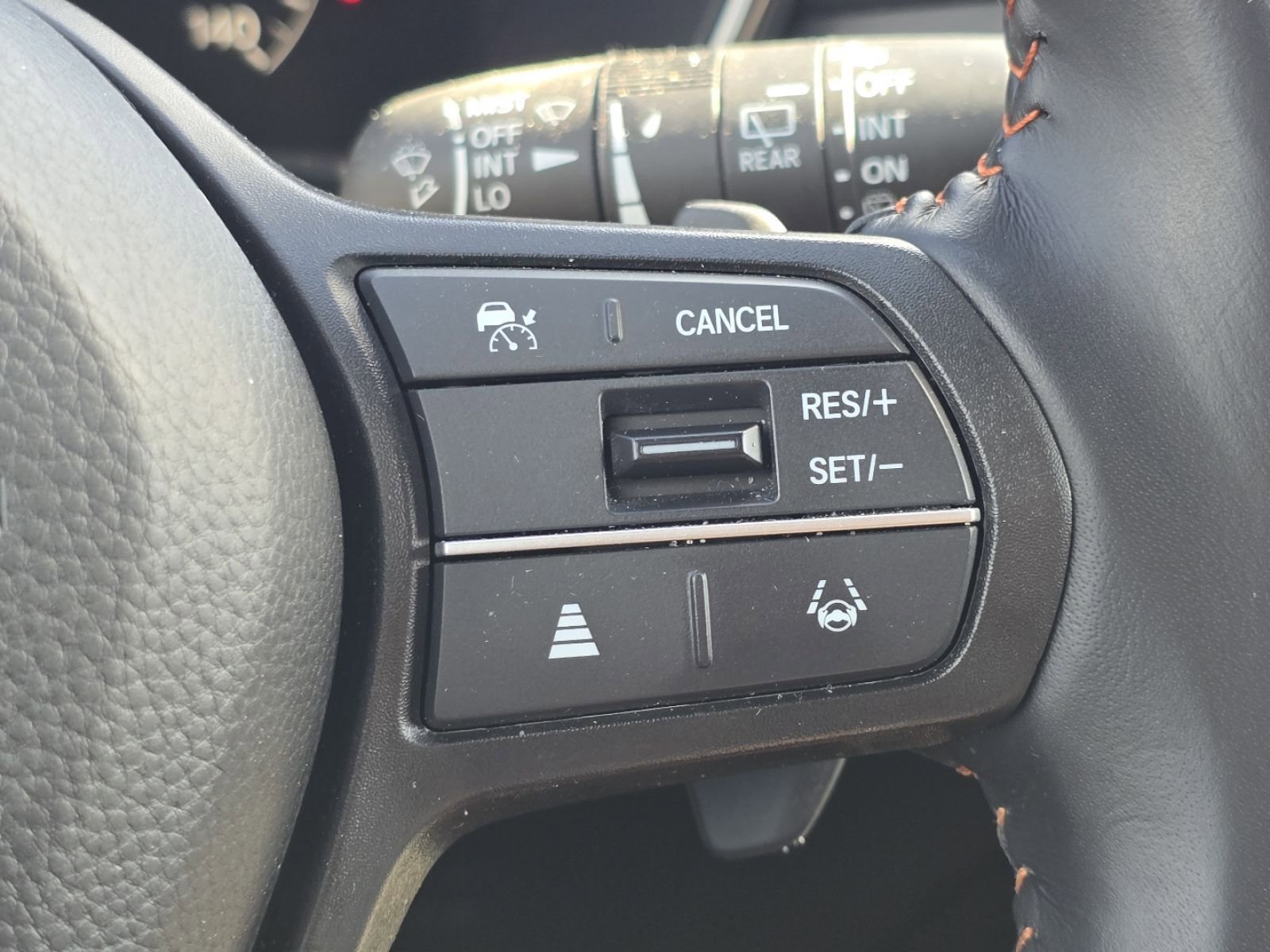 Used 2025 Honda CR-V Sport-L image 28