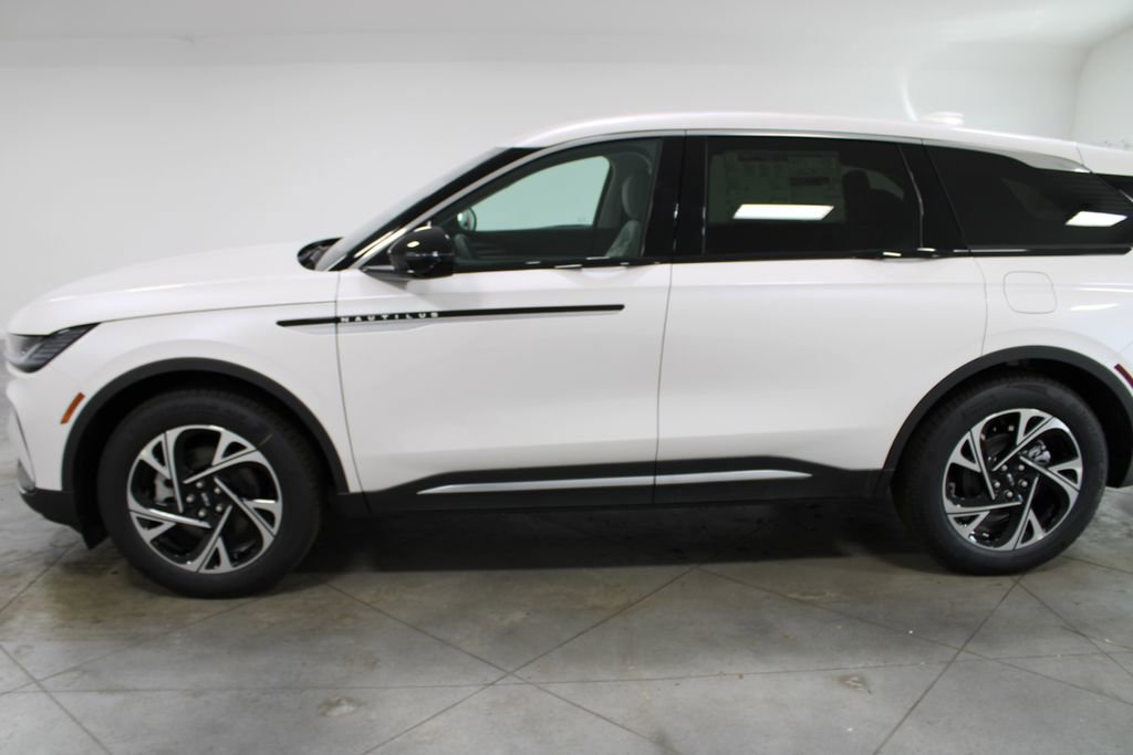 New 2026 Lincoln Nautilus Premier image 5