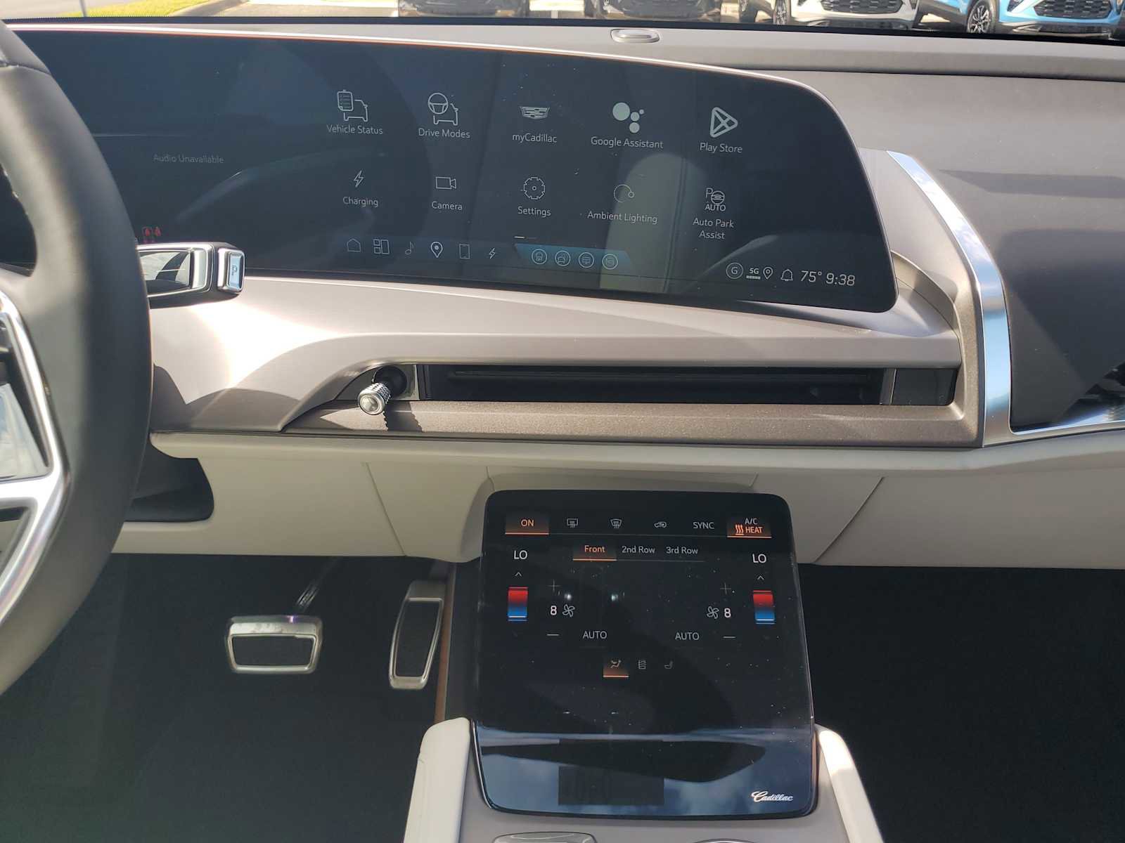 New 2026 Cadillac Vistiq Sport image 12