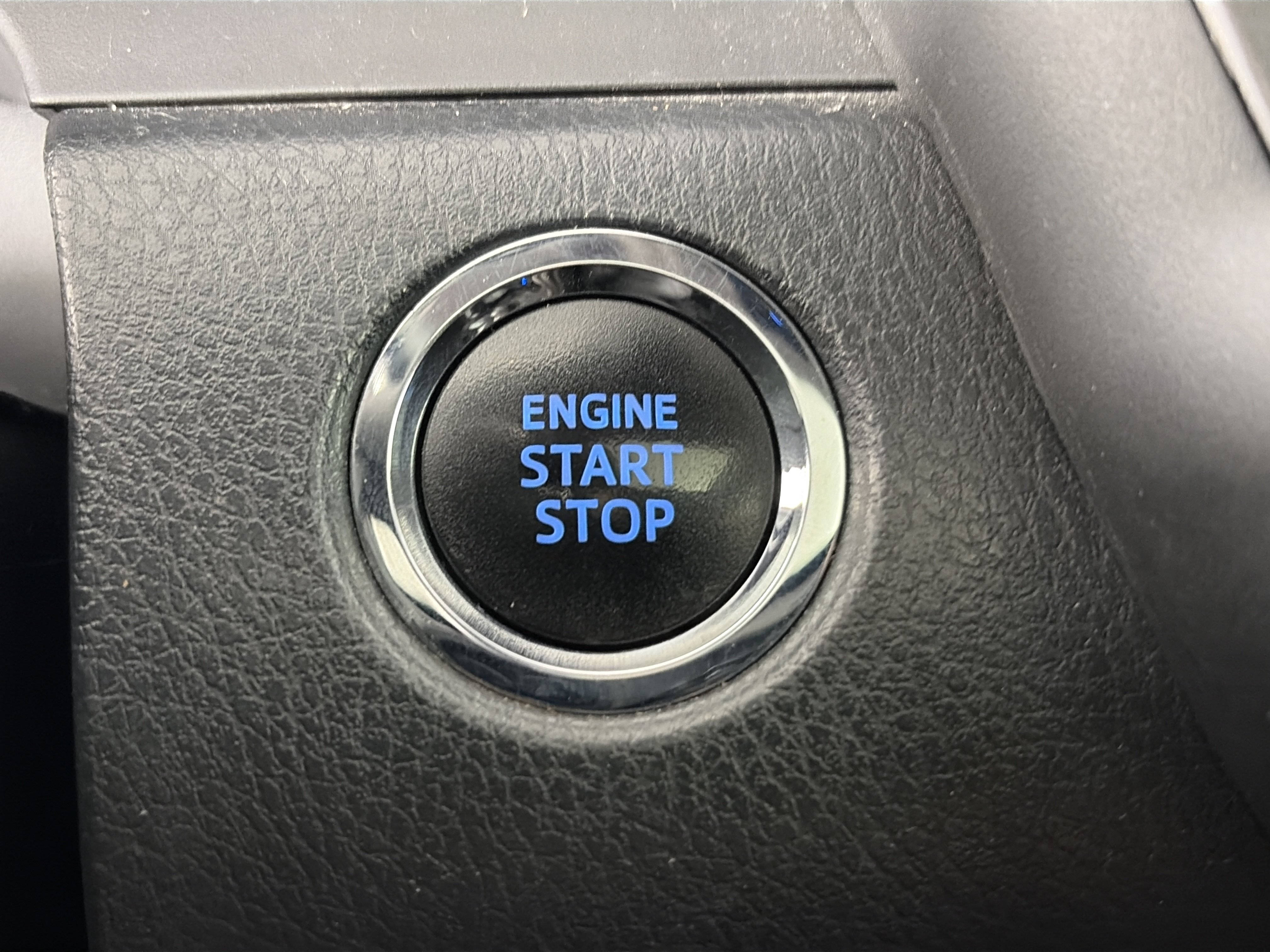 Used 2021 Toyota Camry SE FWD image 27