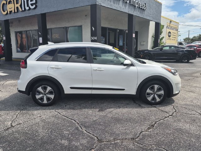 Used 2019 Kia Niro LX FWD image 4