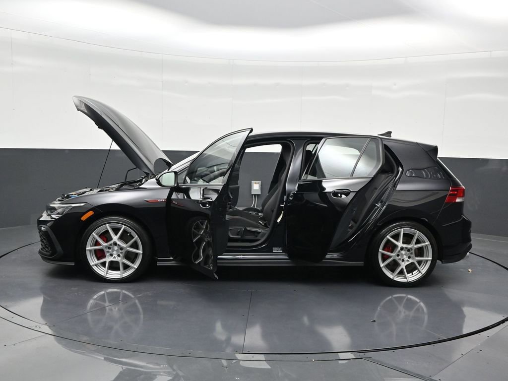 Used 2022 Volkswagen GTI S image 33