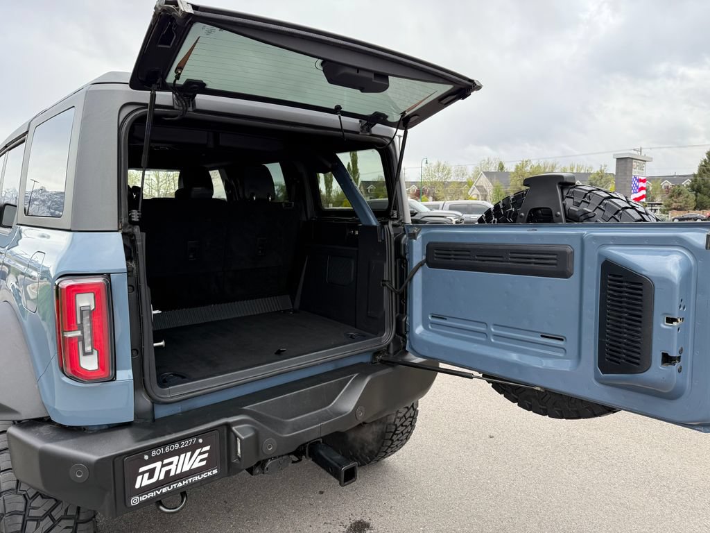 Used 2023 Ford Bronco Wildtrak AWD/4WD image 13