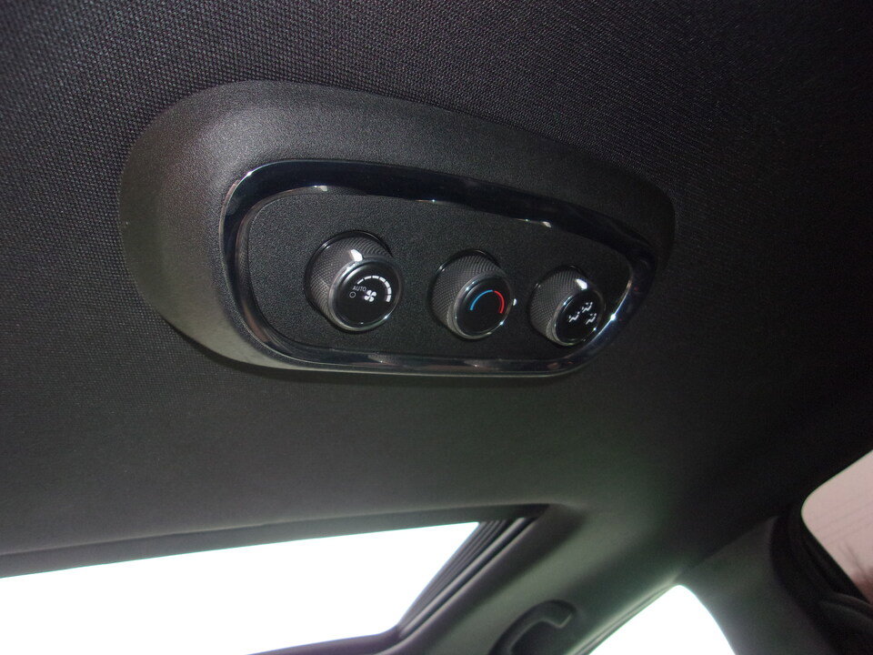 Used 2019 Dodge Durango R/T w/ Blacktop Package image 28