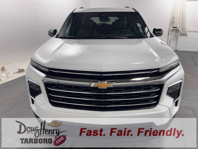 New 2026 Chevrolet Traverse LT w/ Driver Confidence Package image 2