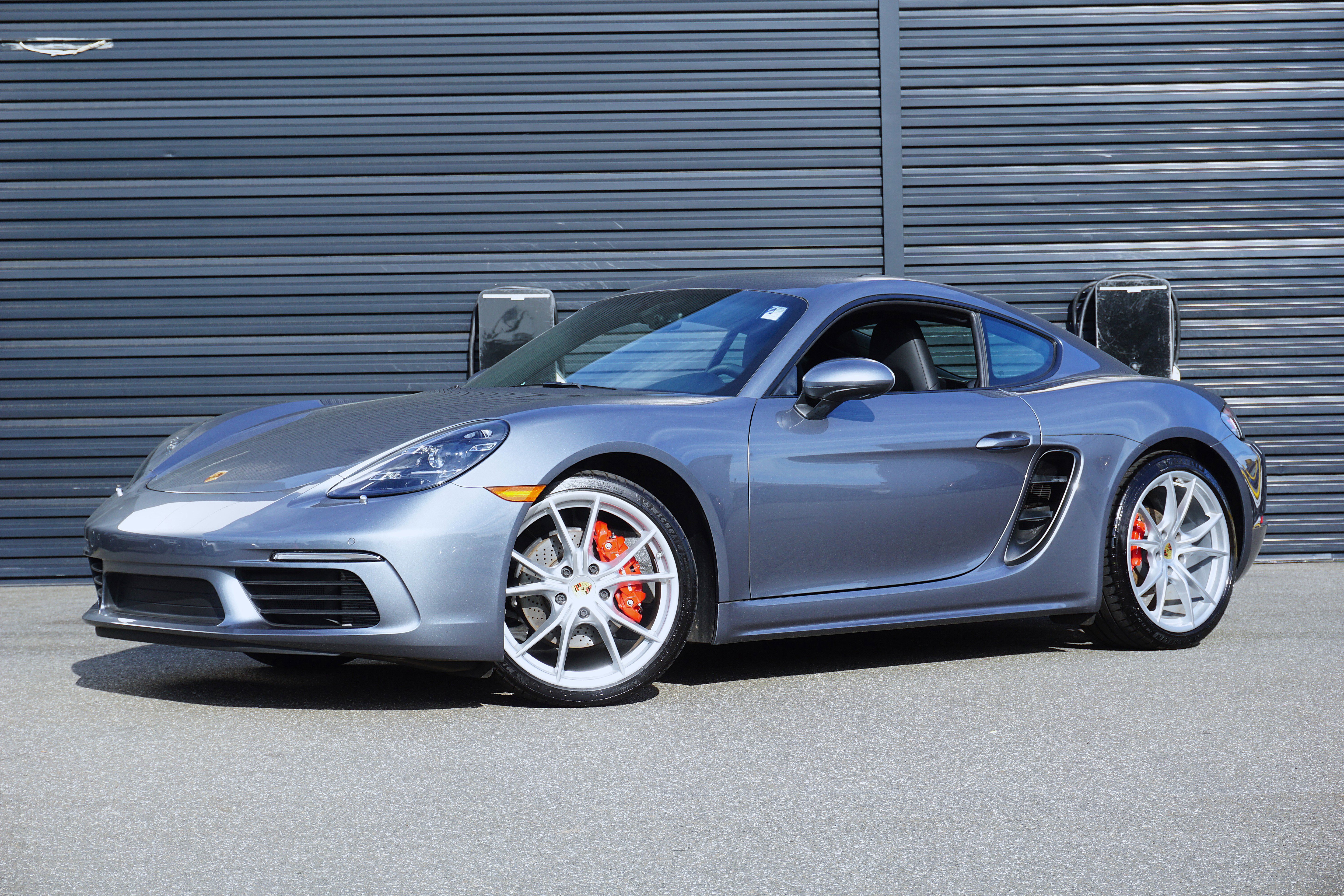 Certified 2025 Porsche 718 Cayman GT4 RS RWD image 1