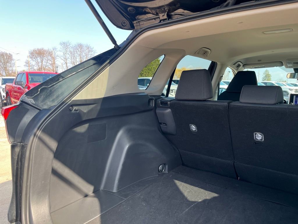 Used 2024 Toyota RAV4 LE image 12